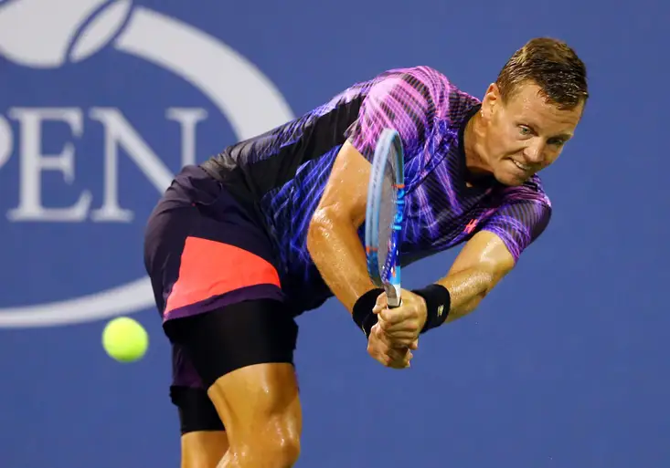 Počasí sportovcům v Asii nepřeje. Berdychův zápas v Šen-čenu byl odložen na neděli, SP v plavání v Singapuru zrušen