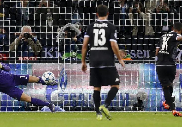 Liga mistrů: Penaltový první poločas. Úspěšnost střelců? Jen 50 procent!