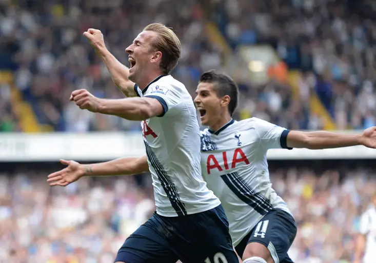 Sobotní Premier League: Výprask lídra z ofsajdu, procitnutí kanonýrů Kanonýrů i trápení Chelsea