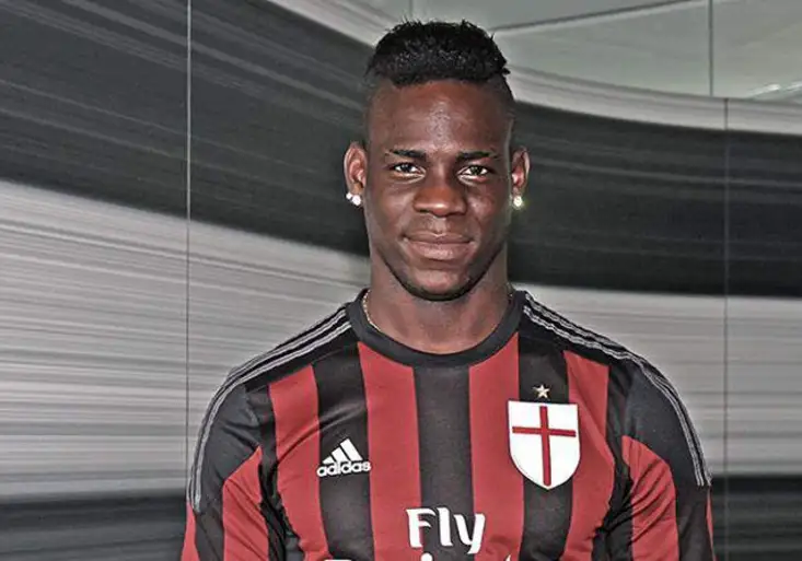 To je nepříjemné! Balotelli přišel v Itálii o řidičák a trenér Mihajlovič mu nařídil zhubnout