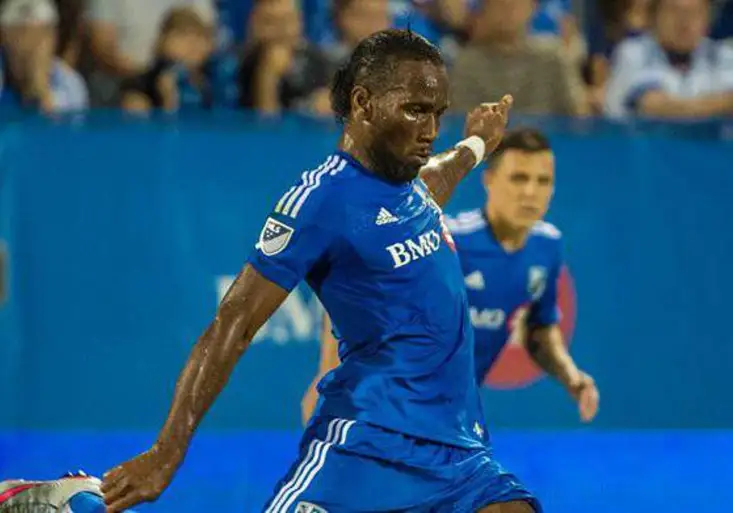 Drogba okouzluje Ameriku. Střílí góly a rozdává dresy fanynkám