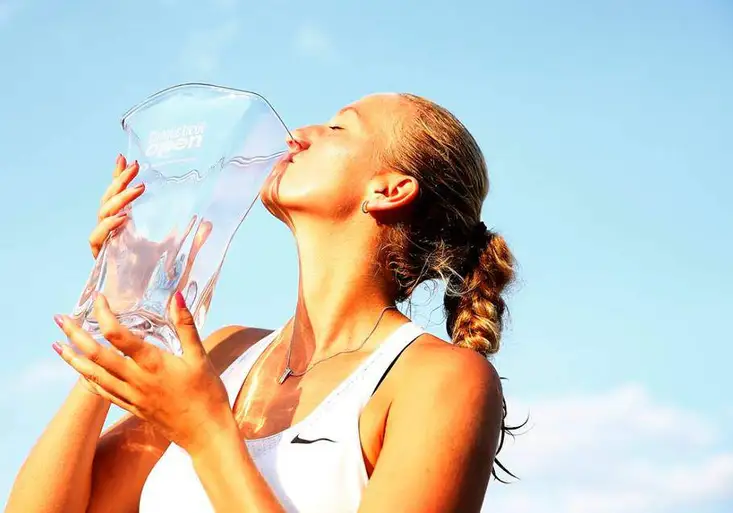 České finále v New Havenu vyhrála Kvitová. Šafářová i tak vystřihla taneček