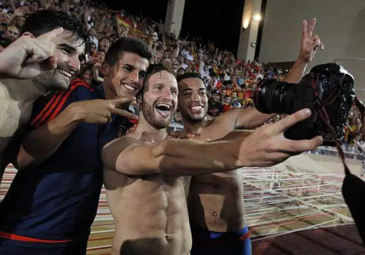 Liga mistrů: Valencia uhájila náskok, Zaháví vystřelil postup pro Maccabi a zarmoutil Čechy