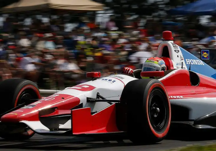 Pilot Justin Wilson zemřel. Po nehodě v závodě IndyCar už se z komatu neprobral