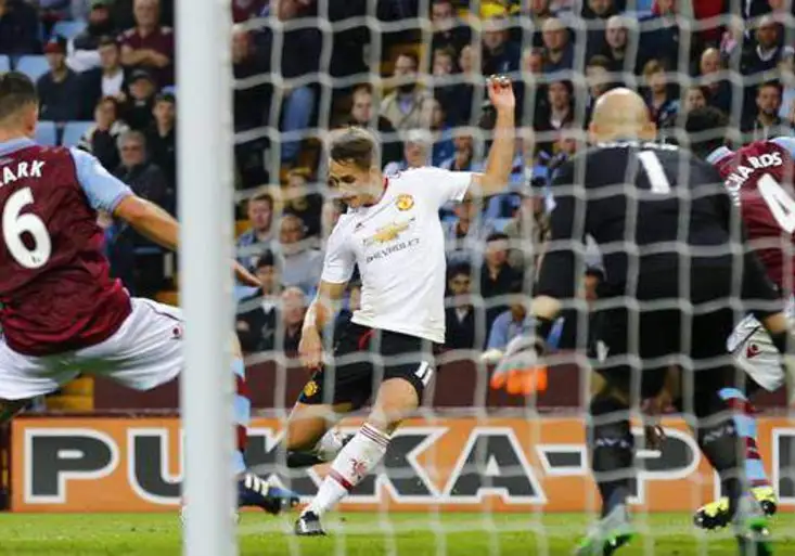 Manchester United poprvé ztratil s Newcastlem. Krul zastavoval střely jako v Matrixu