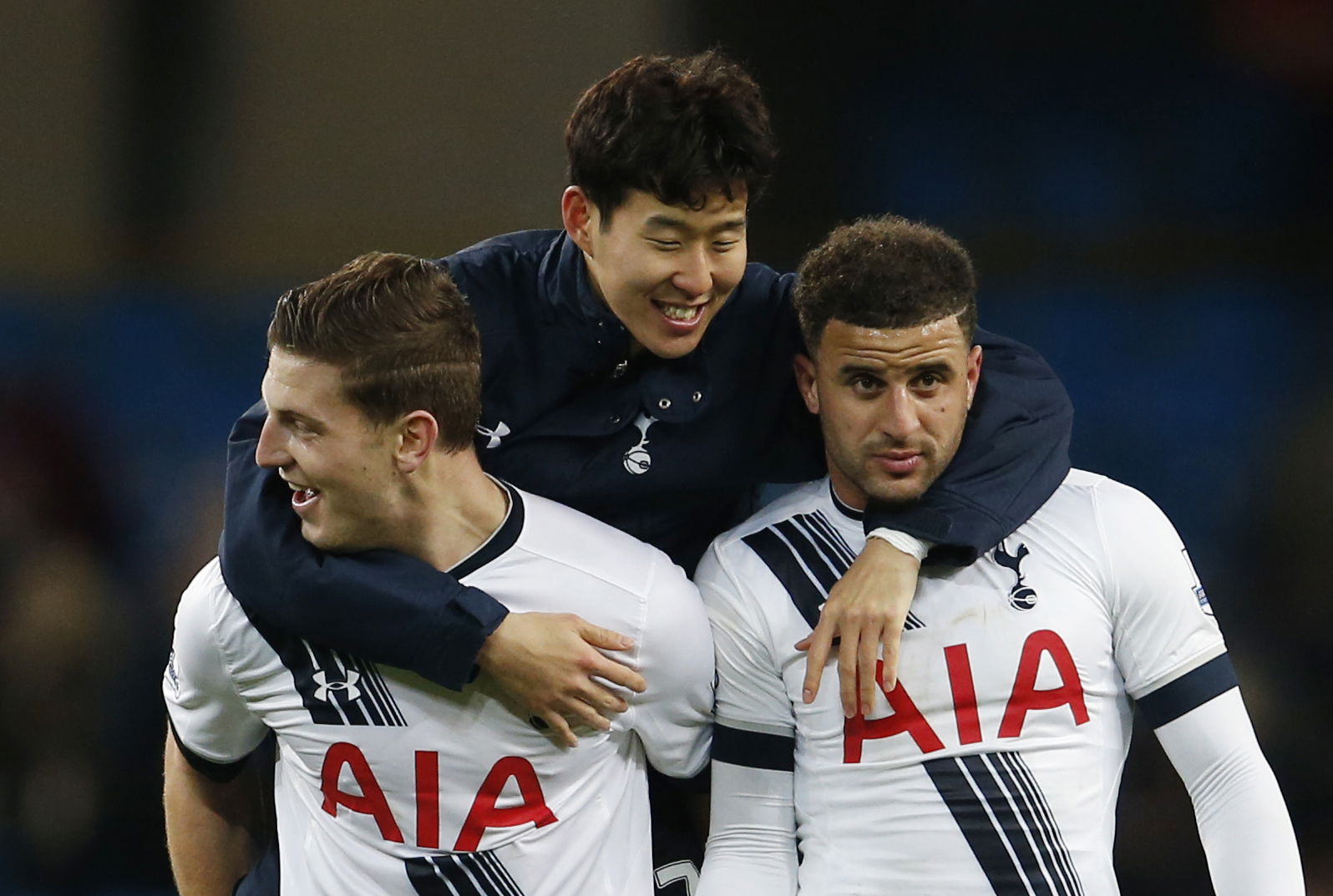 Football Soccer - Manchester City v Tottenham Hotspur - Barclays Premier League - Etihad Stadium - 14/2/16 Tottenham's Kevin Wimmer, Son Heung Min and Kyle Walker celebrate after the game Action Images via Reuters / Lee Smith Livepic EDITORIAL USE ONLY. No use with unauthorized audio, video, data, fixture lists, club/league logos or "live" services. Online in-match use limited to 45 images, no video emulation. No use in betting, games or single club/league/player publications. Please contact your account representative for further details.