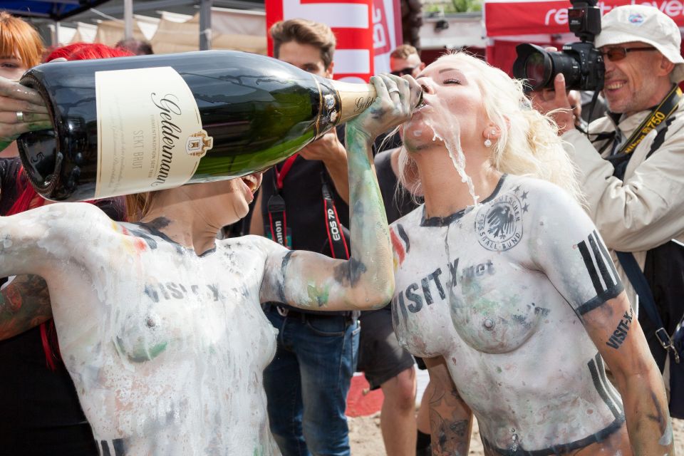 berlin bodypaint football