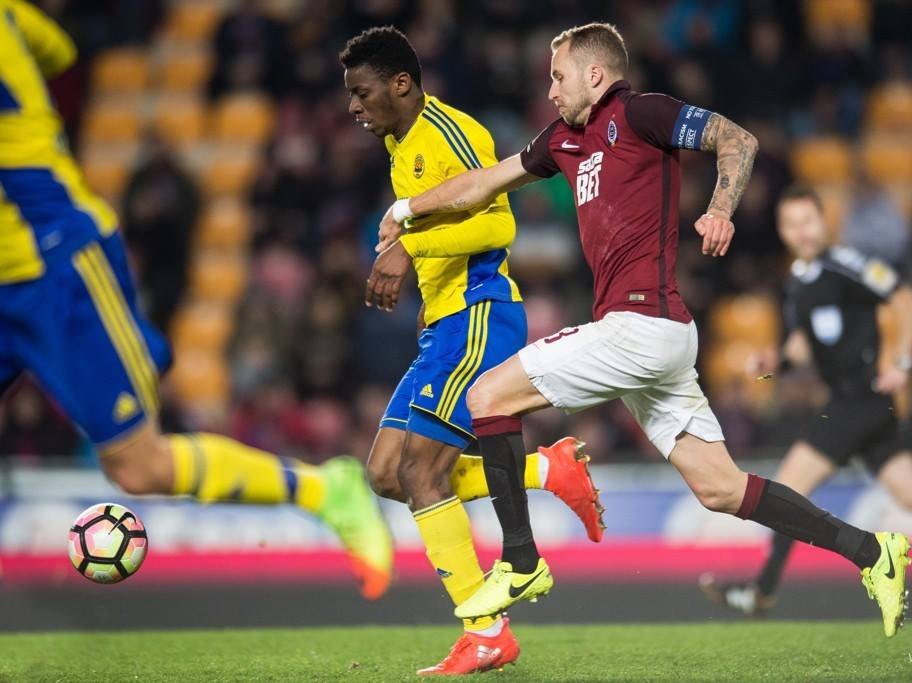 Michal Kadlec (Sparta) v zápase se Zlínem. Foto: Facebook