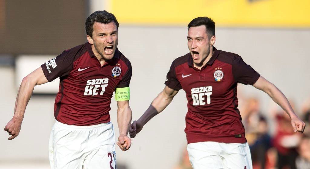 David Lafata, Vjačeslav Karavajev. Foto: sparta.cz